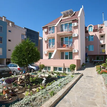 Семеен Хотел Венера