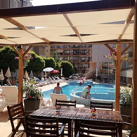 Семеен Хотел Венера 3*