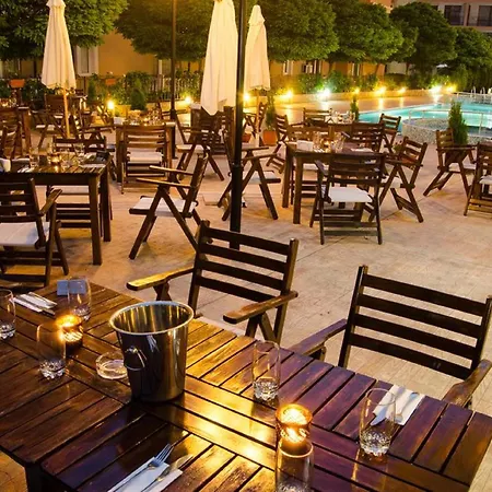 Семеен Хотел Венера 3*