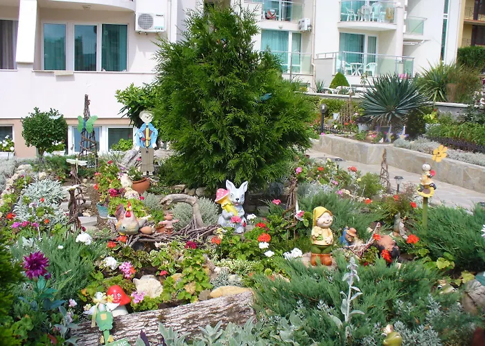 Tropics & Venera 호텔 3*