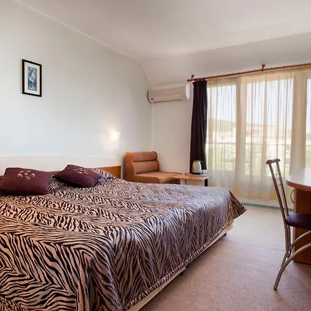 ホテル ヴェネーラ ホテル スヴェティ・ヴラス