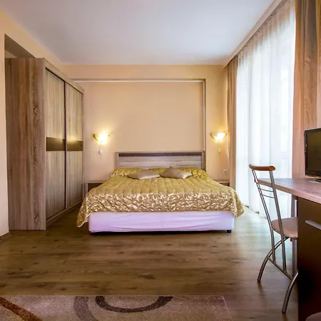 ヴェネーラ ホテル