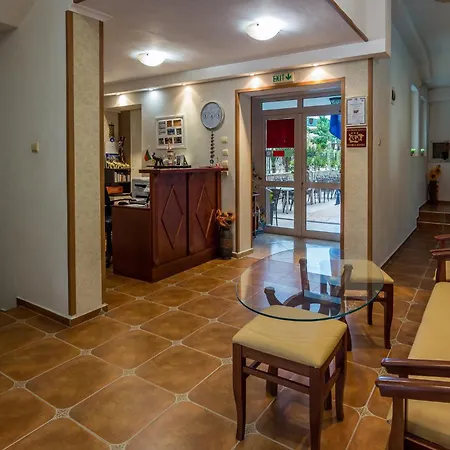 ヴェネーラ ホテル ホテル スヴェティ・ヴラス