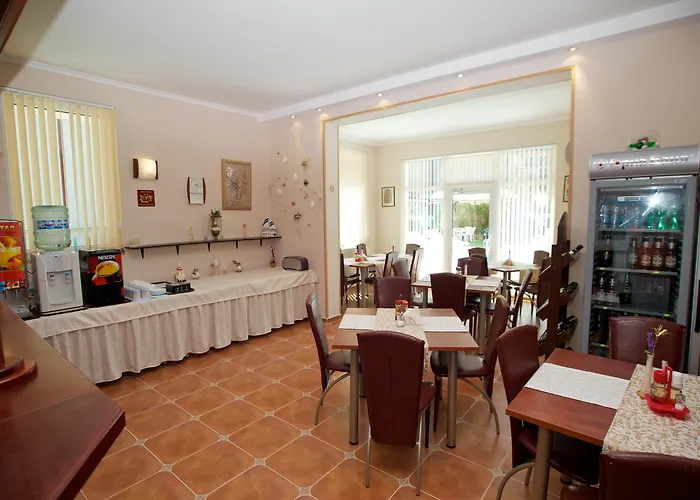 Hotell Tropics & Venera