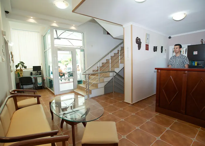 Hotel Tropics & Venera 3*