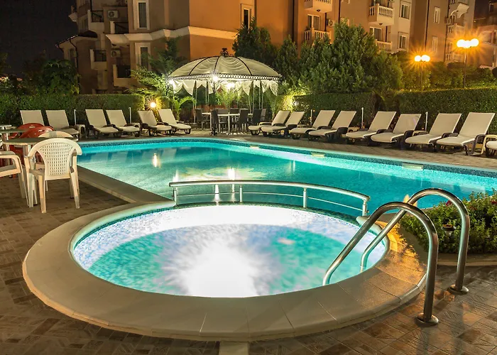 Hotel Tropics & Venera 3*