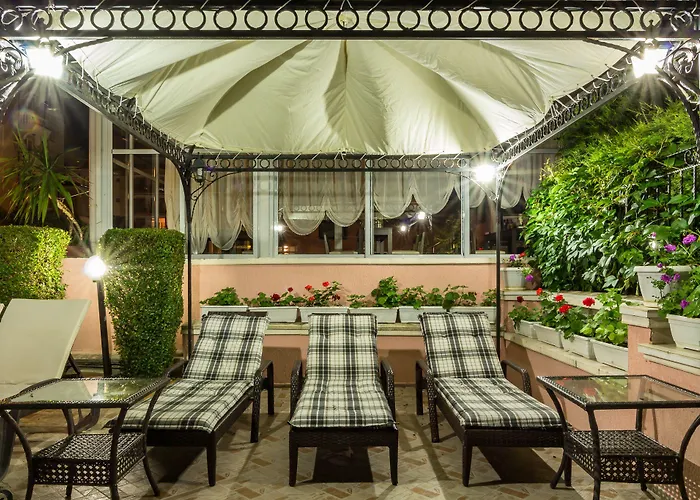 Tropics & Venera Hotel 3*